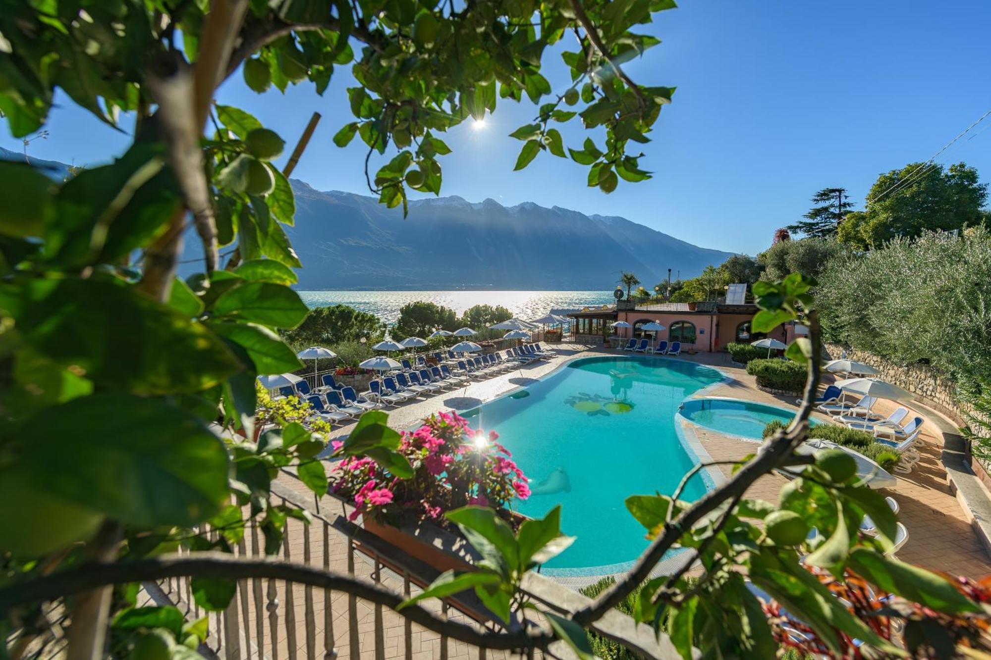 Camping Park Garda Limone sul Garda Exterior foto
